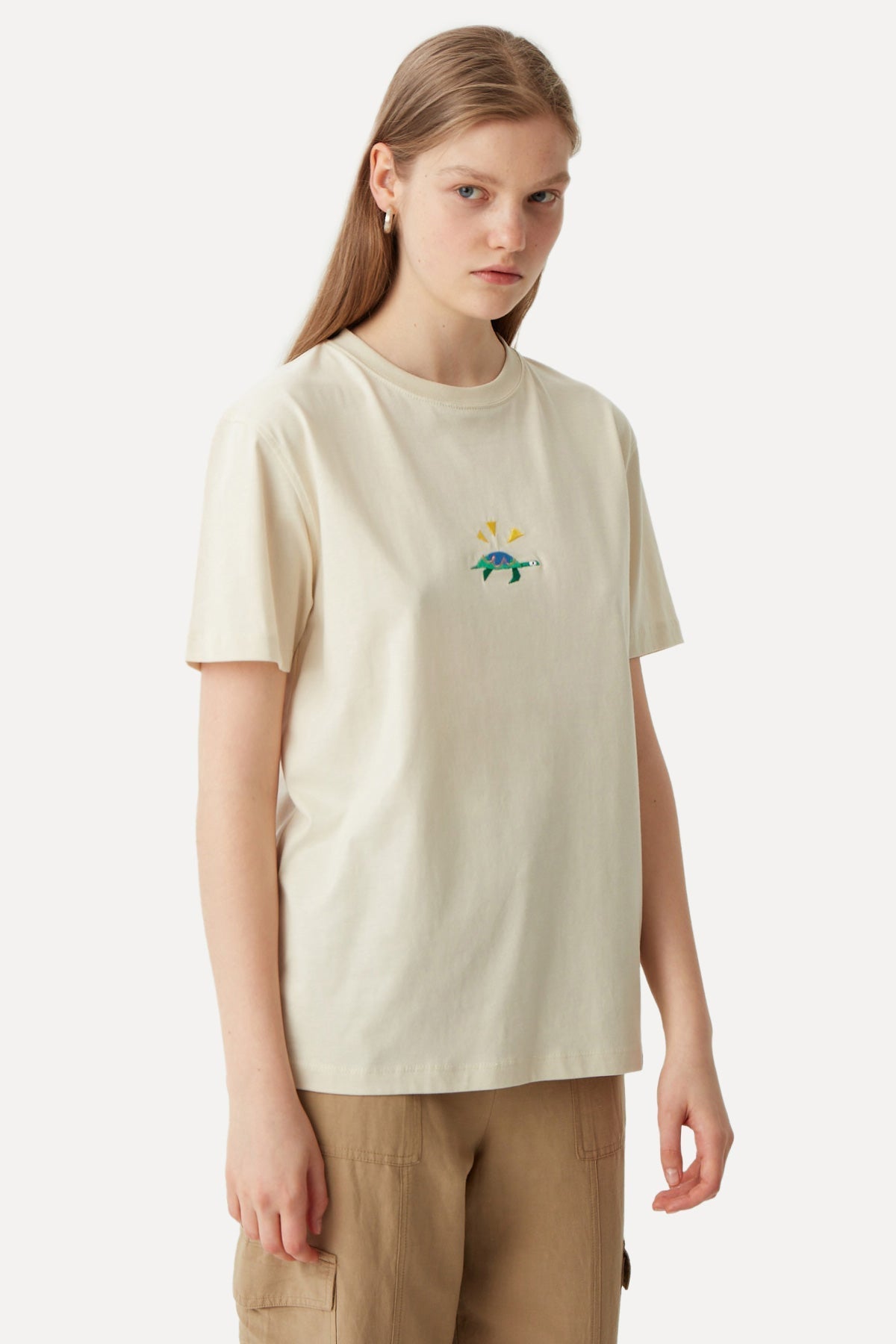 Green Sea Turtle T-shirt - Parchment Beige