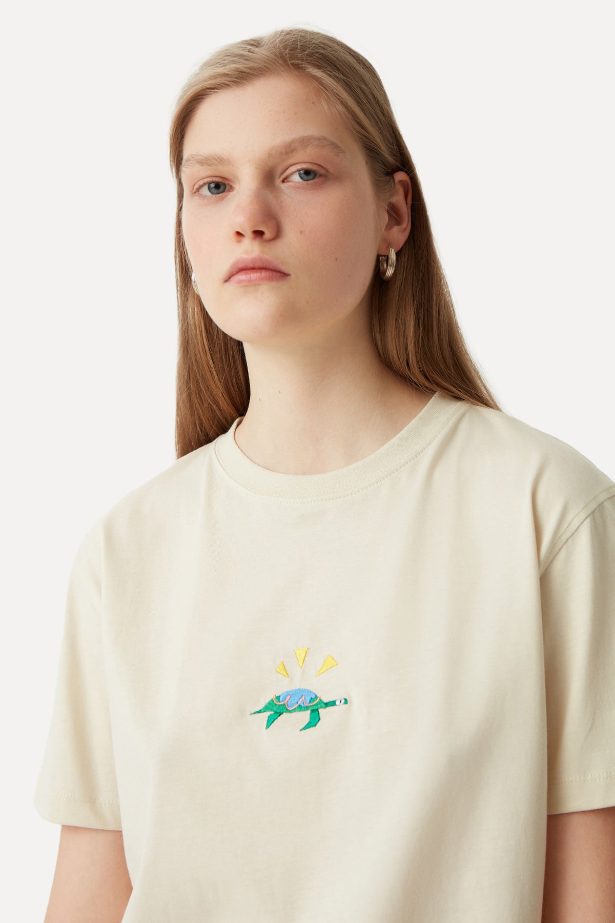 Green Sea Turtle T-shirt - Parchment Beige