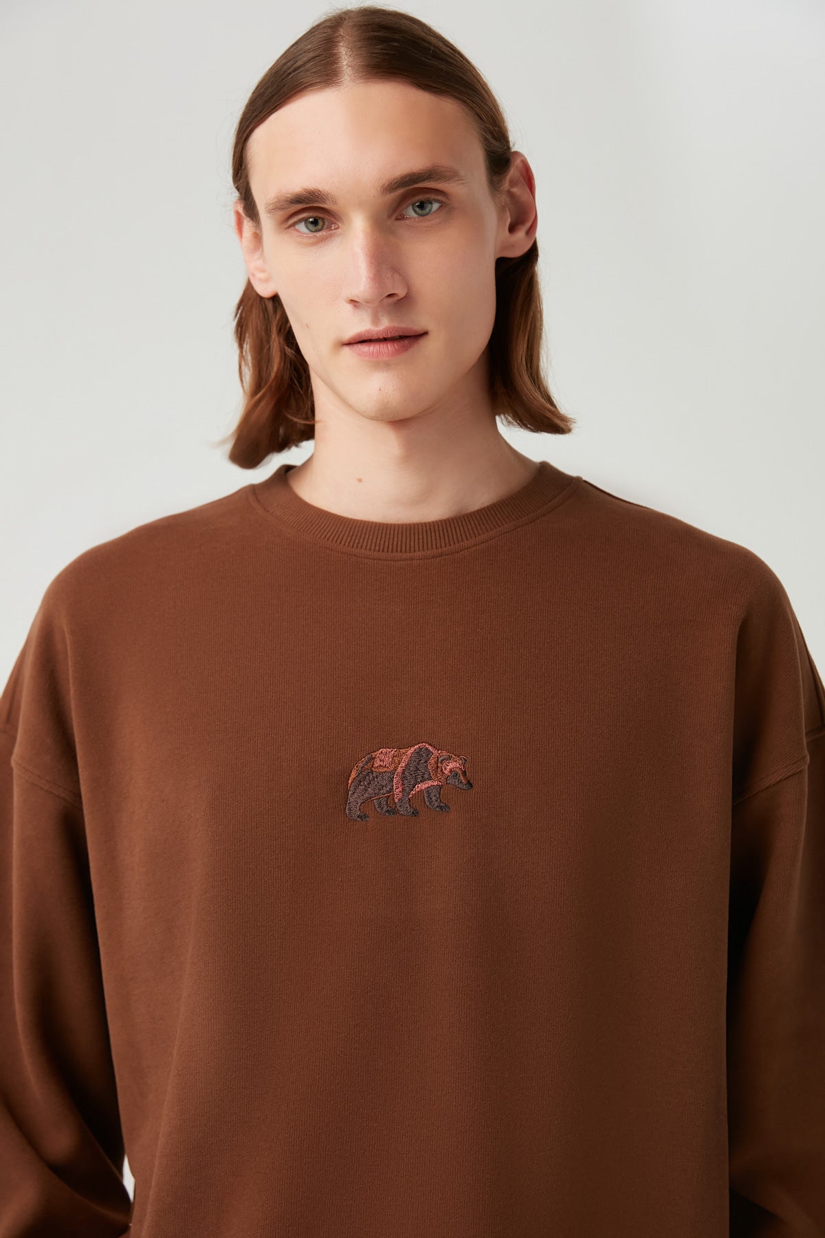Grizzly Bear Sweatshirt - Brown