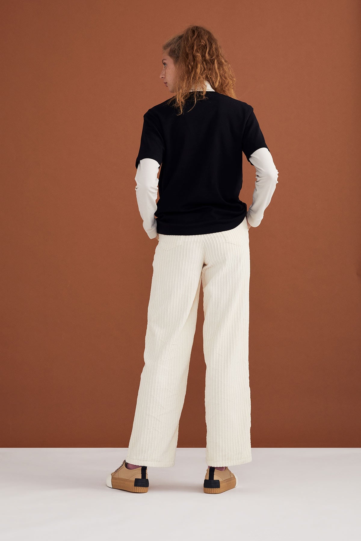 Red Fox T-Shirt - Black