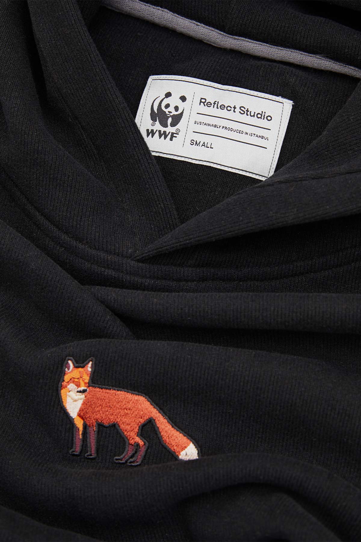 Red Fox Hoodie - Black
