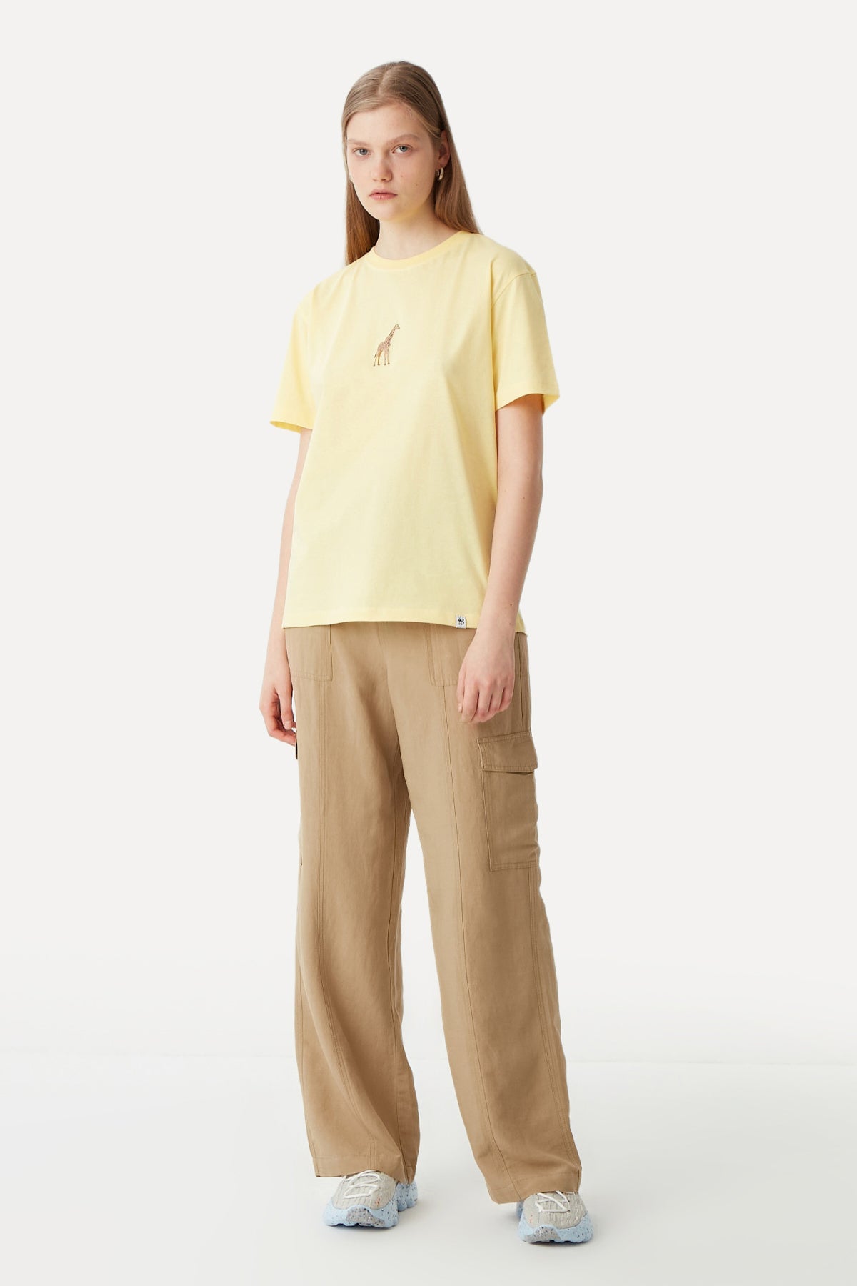 Giraffe T-shirt - Light Yellow