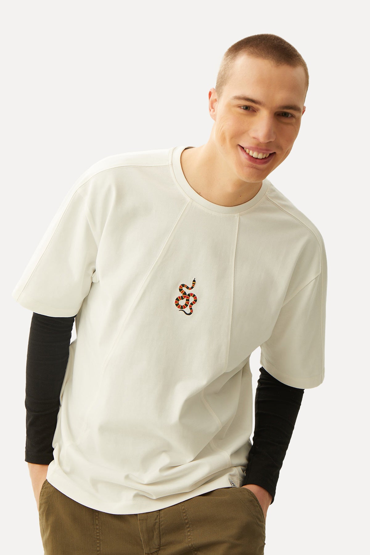 Coral Snake Oversize Premium T-Shirt - Ecru