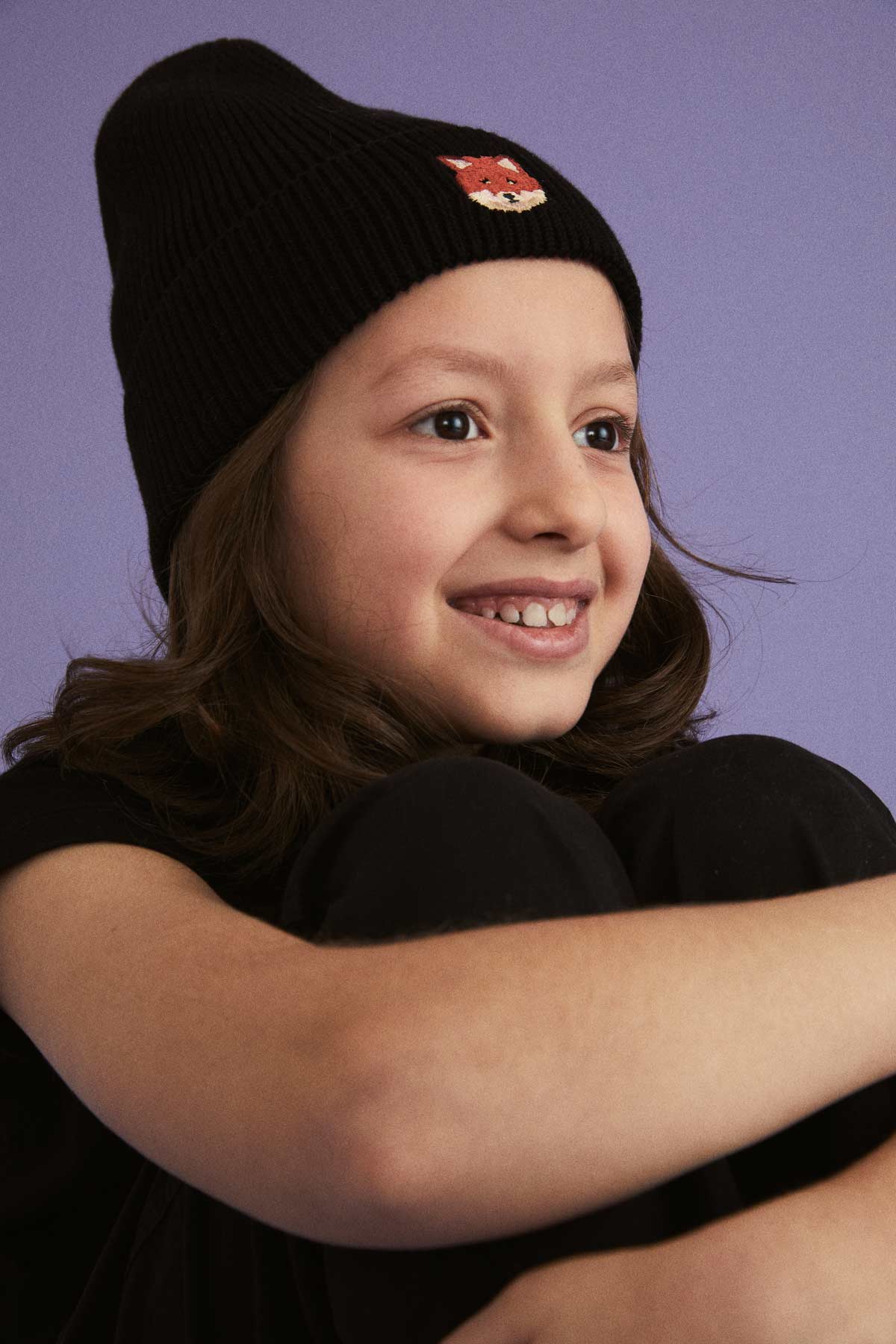 Red Fox Beanie - Black
